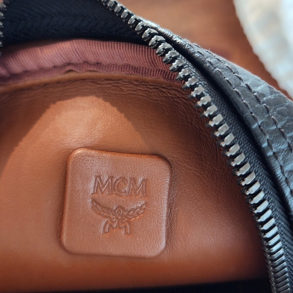 MCM Visetos Small Side Stud Backpack Black - Picture 12 of 15